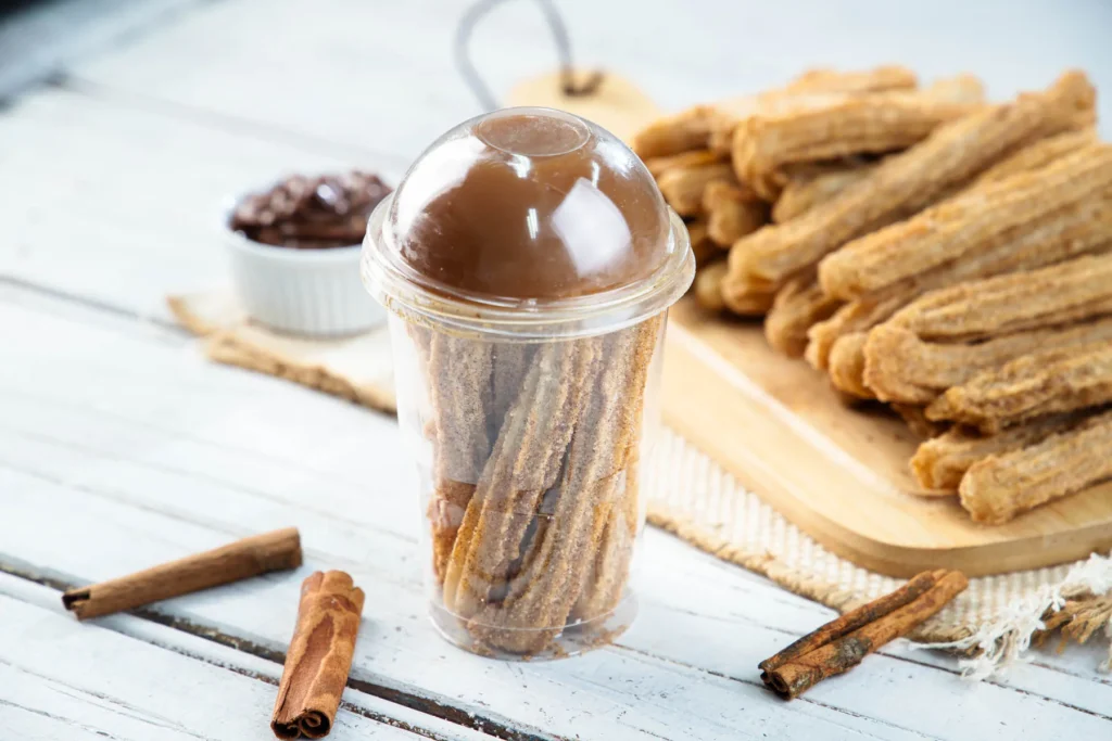 Churros para carnaval: 3 opções perfeitas 2 Churros espanhóis 10 cm num pote.
